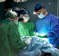 German Plastic Surgery Team Return to Jenin