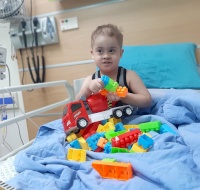 Gaza Child Returns for Treatment from the Huda Al Masri Pediatric Cancer Department