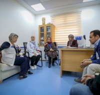 UK Palliative Care Team Begins Training In Gaza City