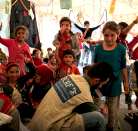 Refugee Children in Jordan Get Orthopedic Shoes