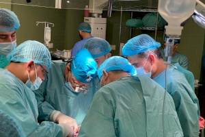 Transplant Surgeon Returns to Gaza