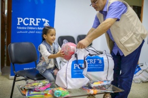Gaza Children Get Toys