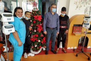 Holiday Decorating Bringing Joy and Cheer