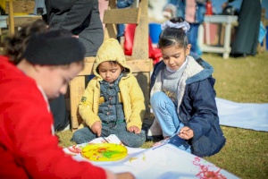 Trip To The Strawberry Farm For Amputee Children