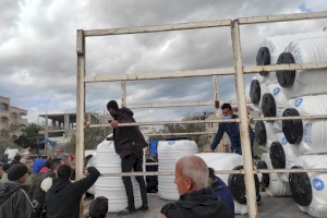 Fresh Drinking Water Distribution For Gaza Families