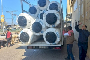 Drinking Water Barrel Distribution In Gaza