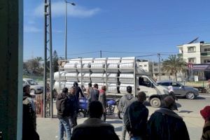 Fresh Drinking Water Barrel Distribution In The Gaza Strip