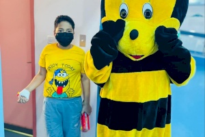 Volunteers Bring Joy and Gifts To Huda Al Masri Pediatric Cancer Department