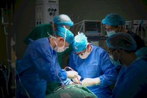 Swiss Maxillofacial team begins medical mission in Gaza