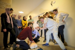 Dr. Mads Gilbert Holds Training For Medical Students In The Gaza Strip
