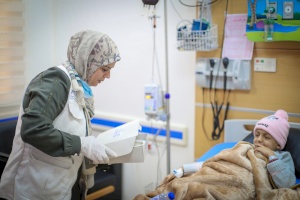 Zakat Foundation of America Supplies Meals For Pediatric Cancer Department In Gaza