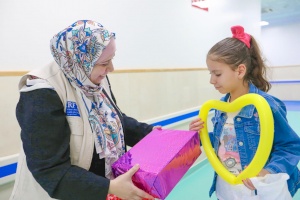 Eid Gifts for Children and Staff in Gaza's Pediatric Cancer Department