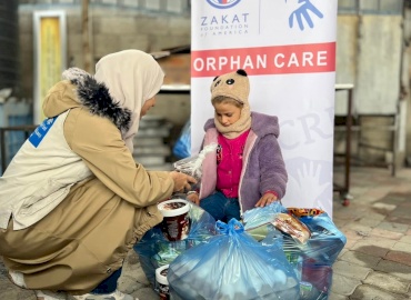 PCRF and Zakat Foundation Distribute Food Parcels to Orphaned Children in Northern Gaza