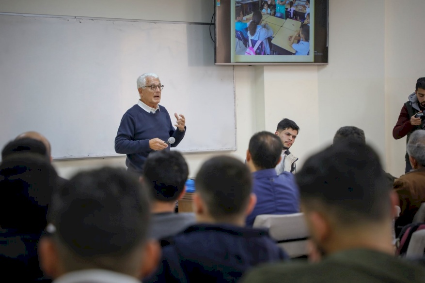 Medical Symposium At Al-Azhar University In Gaza City