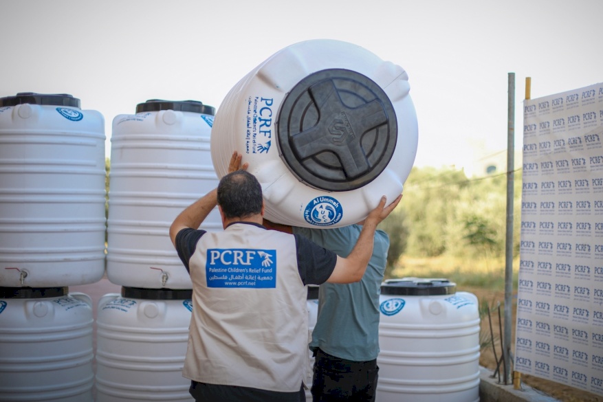 Drinking Water Distribution for Families In The Gaza Strip