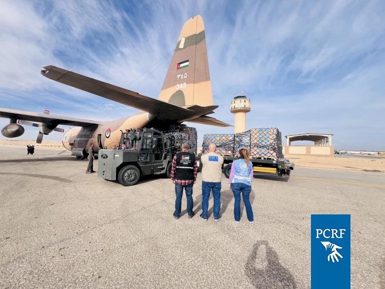 30 Tons of Urgent Medical Aid for Gaza Airlifted To Egypt 