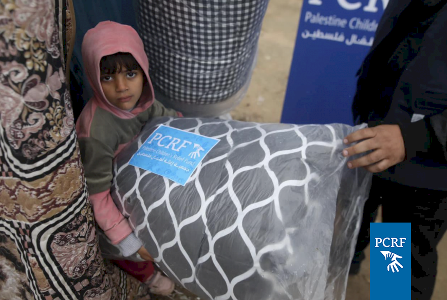 Blanket Distribution for Displaced Families in Rafah