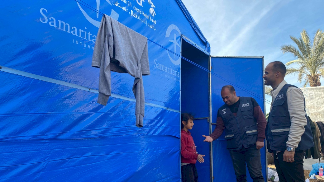 PCRF Provides Disassemblable Tents to Displaced Families in Gaza
