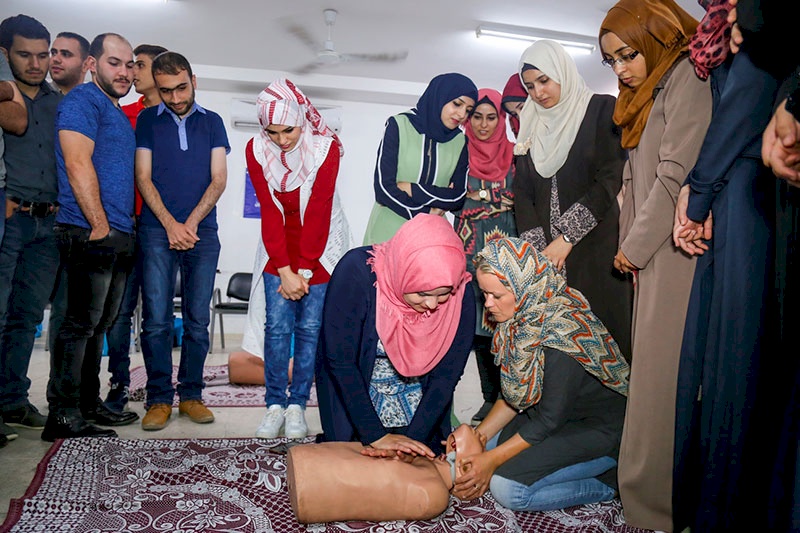 Norwegian Doctor Provides Emergency Training in Gaza