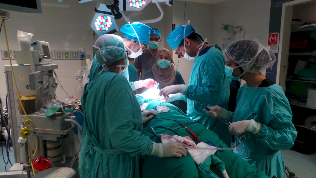 Italian Plastic Surgery Team Returns to Palestine